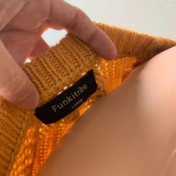 🍁 Funkitribe Golden Mustard Sweater (L) 🍁 - Picture 8 of 8